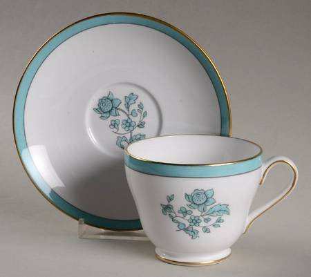 Riverdale Footed Cup & Saucer Set