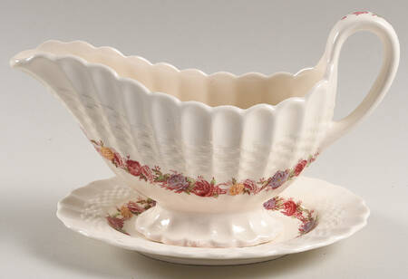 Rose Briar Gravy Boat & Underplate/Relish