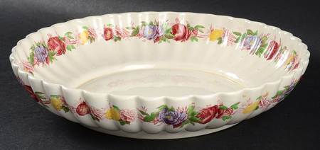 Rose Briar 10" Round Fluted Bowl