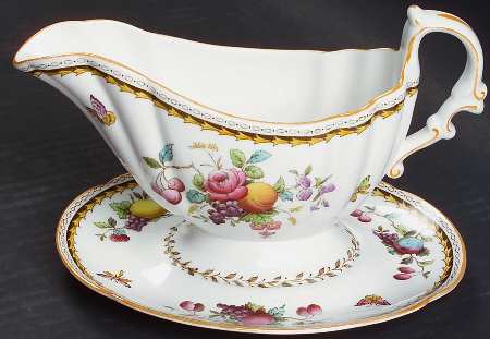 Rockingham Gravy Boat with Attached Underplate
