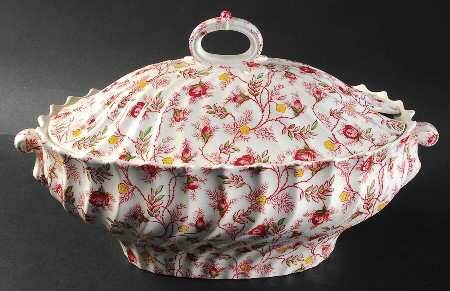 Rosebud Chintz (2-8401, Pink Vine) Oval Tureen & Lid