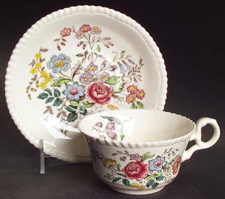 Romney (Gadroon Shape) Oversized Cup & Saucer Set
