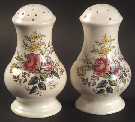 Romney (Gadroon Shape) Salt & Pepper Set
