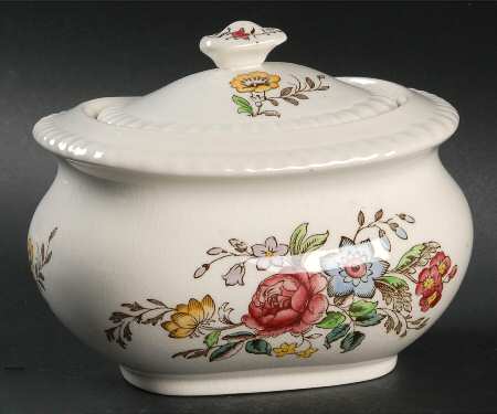 Romney (Gadroon Shape) Sugar Bowl & Lid