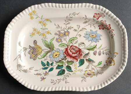 Romney (Gadroon Shape) 10" Oval Serving Platter