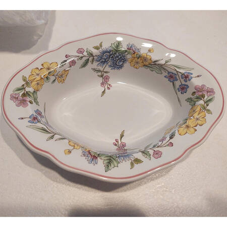 Romany 10" Oval Vegetable Bowl