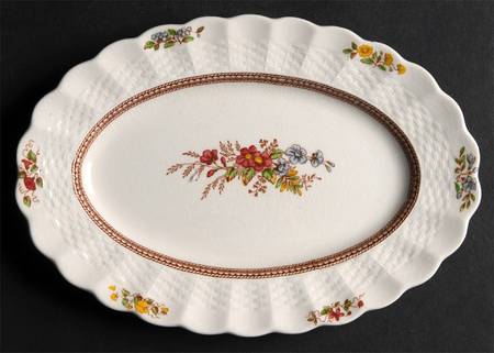 Rosalie Underplate for Gravy Boat