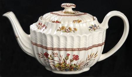 Rosalie Teapot & Lid