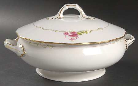 Rosetti Round Covered Vegetable