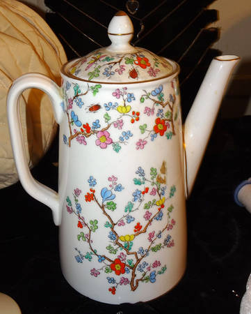 Shanghai Coffee Pot & Lid