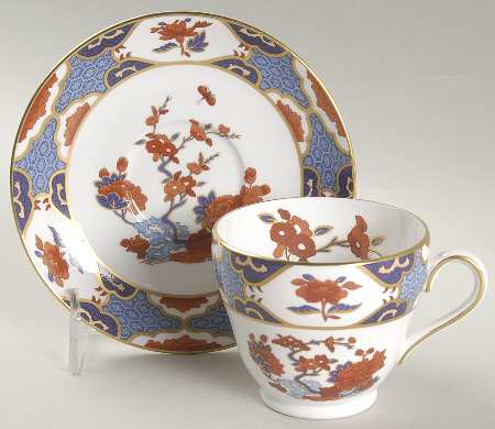 Shima Footed Cup & Saucer Set
