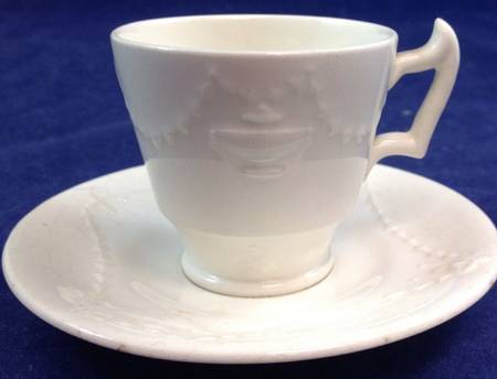 SP29 Footed Cup & Saucer Set