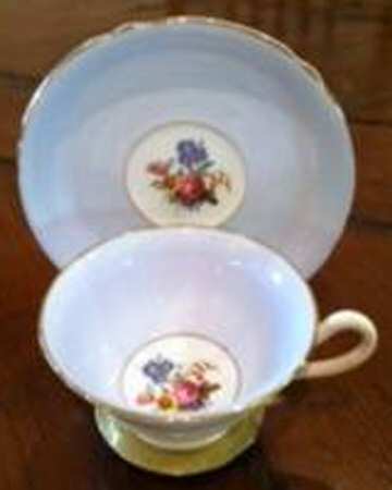 SP5 Footed Cup & Saucer Set