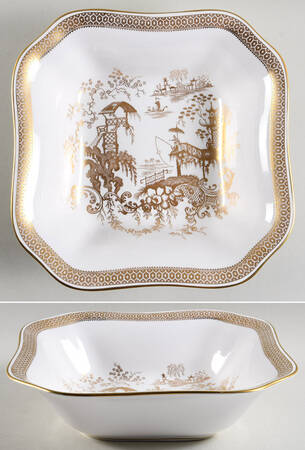 Spode's Garden 9" Square Vegetable Bowl
