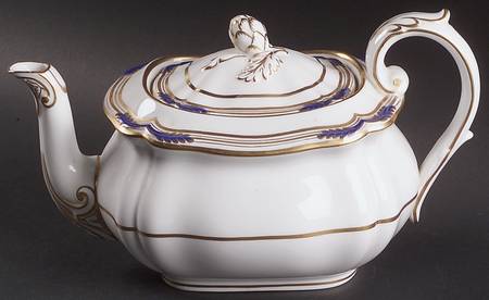 Stafford Blue Leaf Teapot & Lid