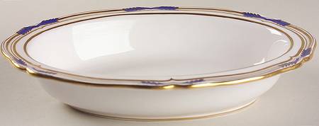 Stafford Blue Leaf 9" Oval Vegetable Bowl