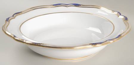Stafford Blue Leaf Round Vegetable No Lid