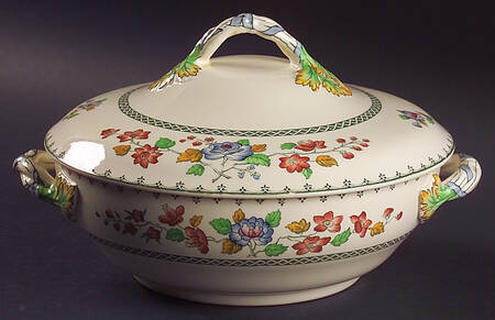 Strathmere Round Covered Vegetable