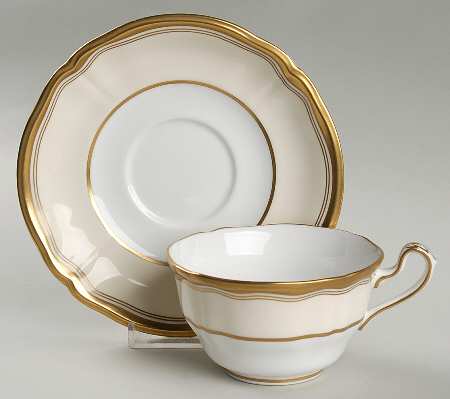 Stratford Flat Cup & Saucer Set