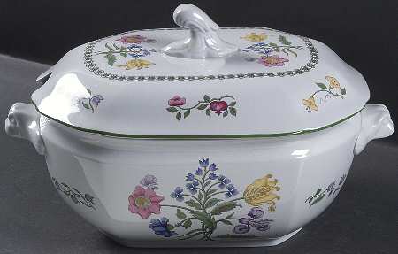 Summer Palace (Fine Stone) Tureen &  Lid