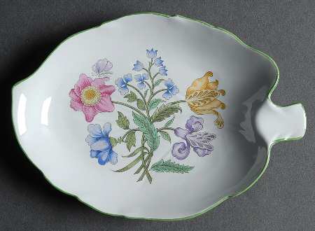 Summer Palace (Fine Stone) 7" Leaf Dish