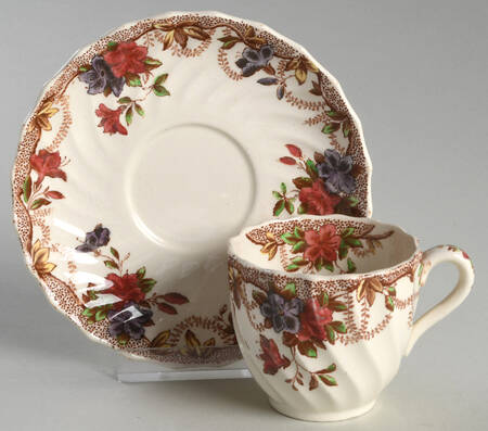 Sydney Footed Demitasse Cup & Saucer Set