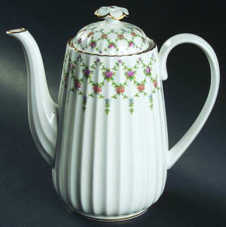 Tiara Coffee Pot & Lid