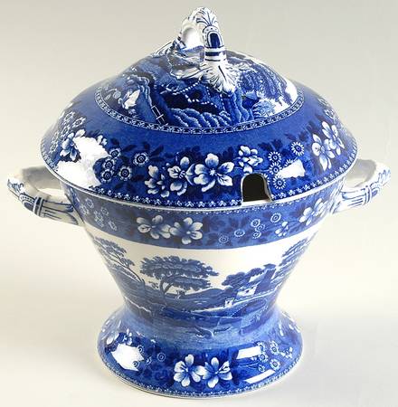 Tower Blue (No #, Older, Gadroon) Canterbury Set, Center Only with Lid