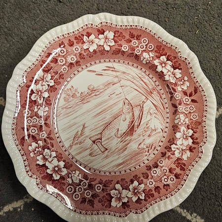Tower Pink (Fish Center) Dinner Plate