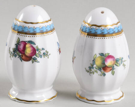Trapnell Sprays  (ENGLAND) Salt & Pepper Set