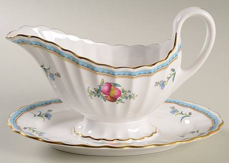 Trapnell Sprays  (ENGLAND) Gravy Boat with Attached Underplate