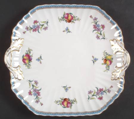 Trapnell Sprays  (ENGLAND) Square Handled Cake Plate