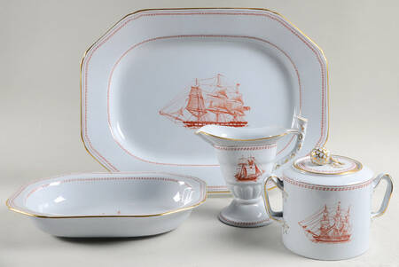 Trade Winds Red (Gold Trim) 5 Piece Hostess Set