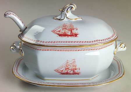 Trade Winds Red (Gold Trim) Sauce Boat & Lid & Underplate & Ladle
