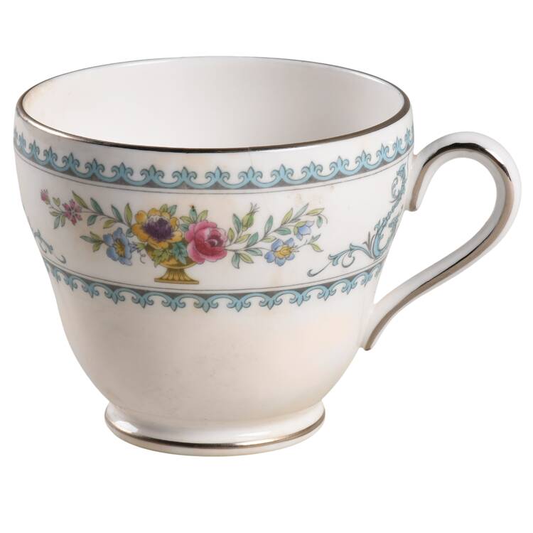 Versailles Footed Cup