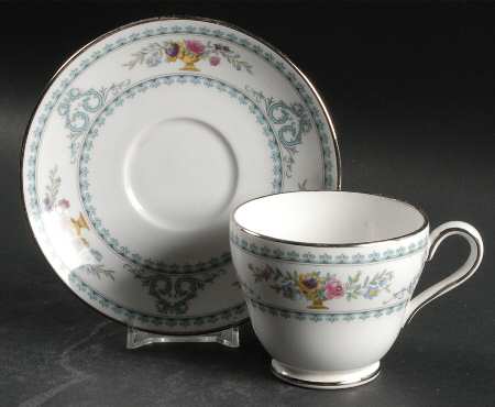 Versailles Footed Cup & Saucer Set