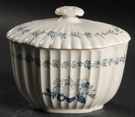 Victoria (Blue) Sugar Bowl & Lid
