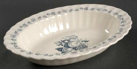 Victoria (Blue) 10" Oval Vegetable Bowl