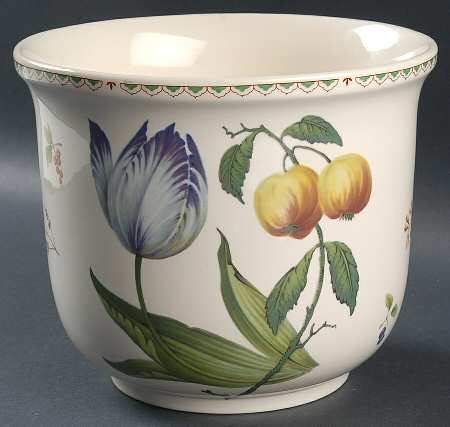 Victoria (Older) Large Cachepot