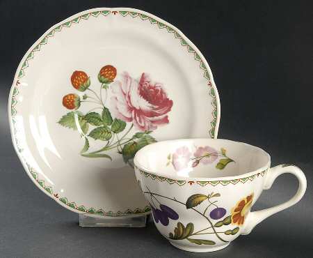 Victoria Oversized Cup & Saucer Set