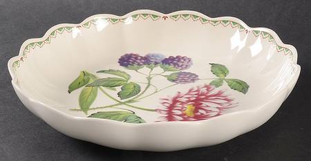 Victoria Medium Round Fluted Dish