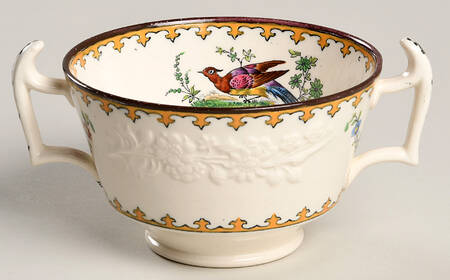 Vienna (Bird Center, Yellow, Smooth) Footed Bouillon Cup