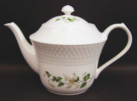 Virginia (Bone, Newer) Teapot & Lid