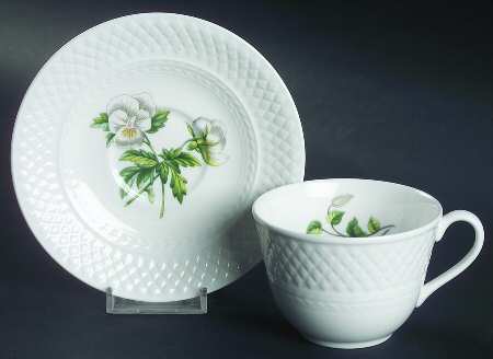 Virginia (Bone, Newer) Flat Cup & Saucer Set