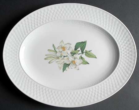 Virginia (Bone, Newer) 15" Oval Serving Platter