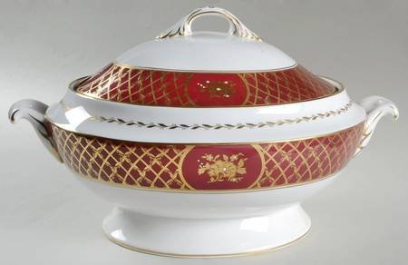 Viscount Crimsom Tureen &  Lid
