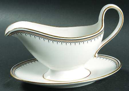Warwick Gravy Boat with Attached Underplate