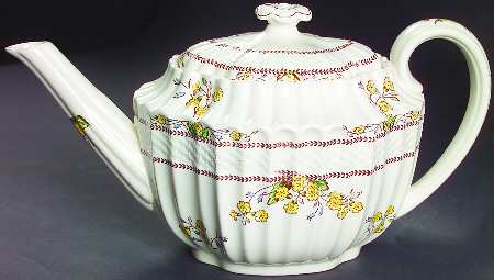 Wicker Dell Teapot & Lid