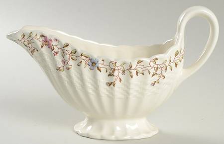 Wicker Dale Gravy Boat