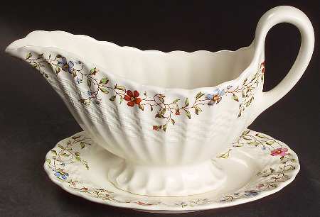 Wicker Dale Gravy Boat & Underplate/Relish